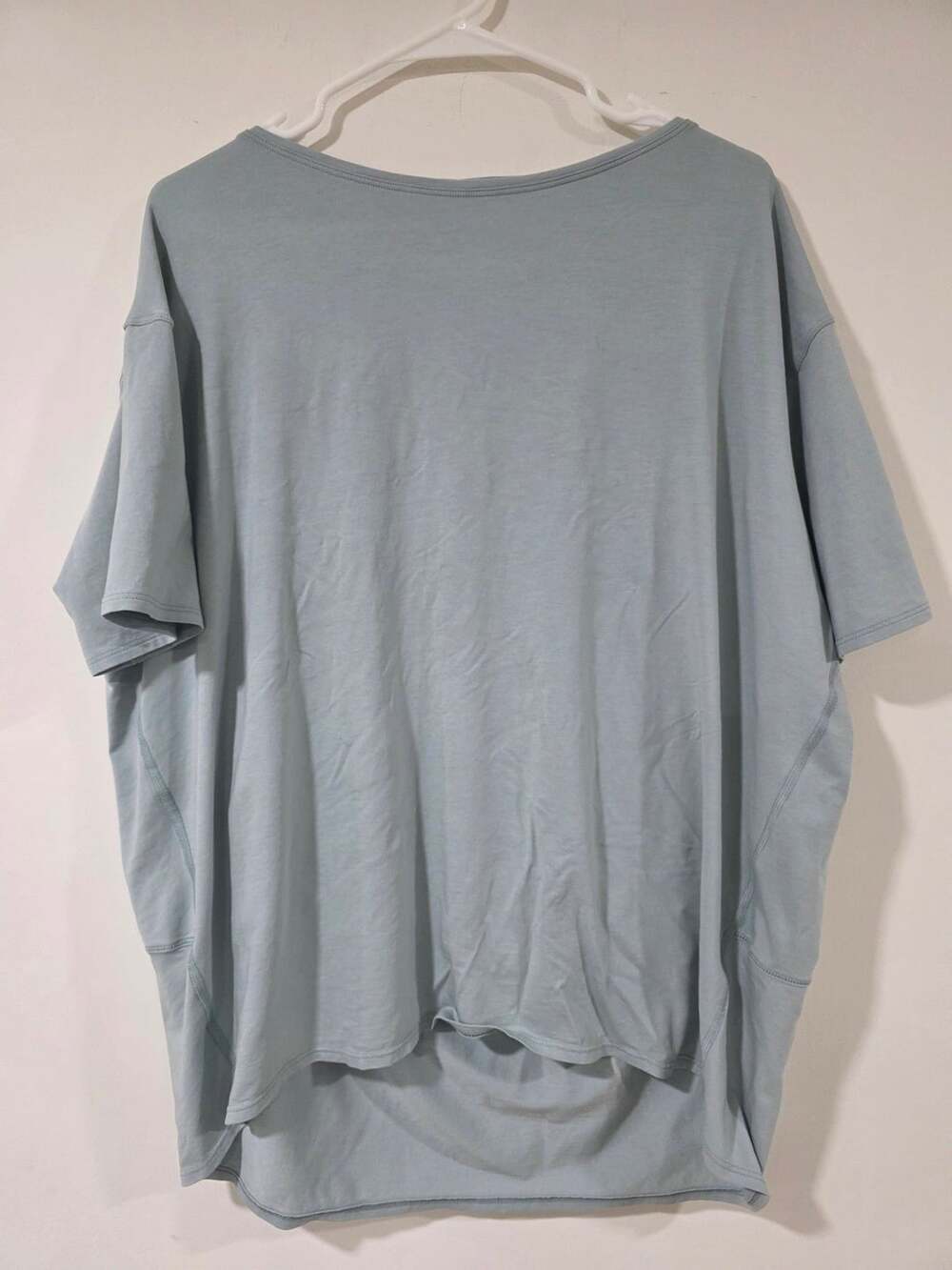 Lululemon Back In Action Short Sleeve Shirt Size 12 blue grey